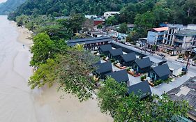 แสงตะวัน รีสอร์ต